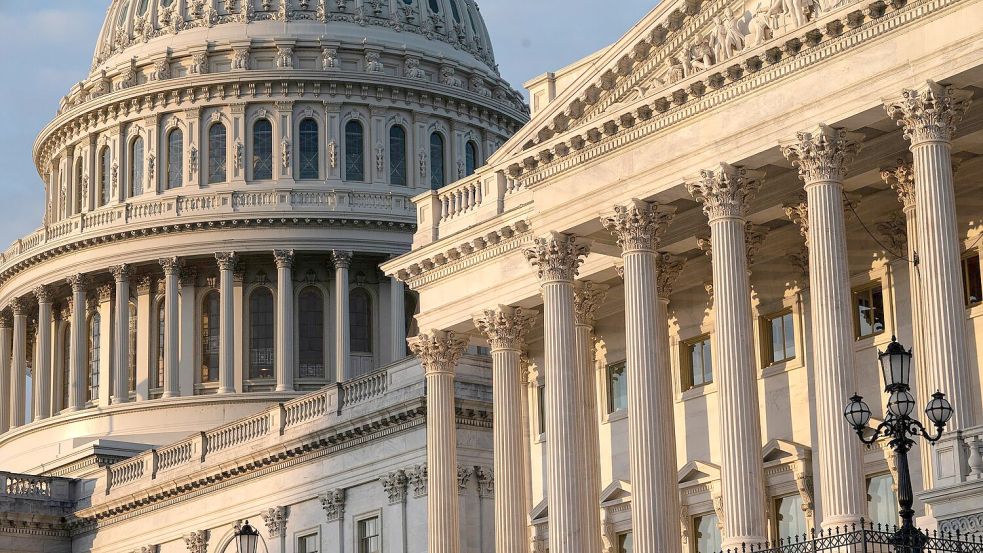 Im Haushaltsstreit in den USA gibt es in letzter Minute doch noch Bewegung. (Archivbild) Foto: J. Scott Applewhite/AP/dpa