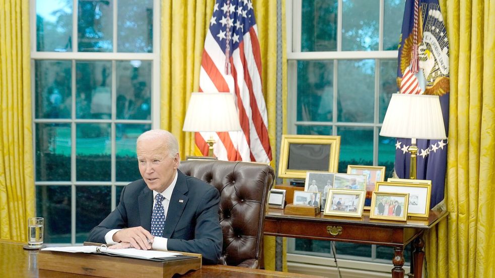 US-Präsident Joe Biden im Oval Office. (Archivbild) Foto: Mark Schiefelbein/AP/dpa