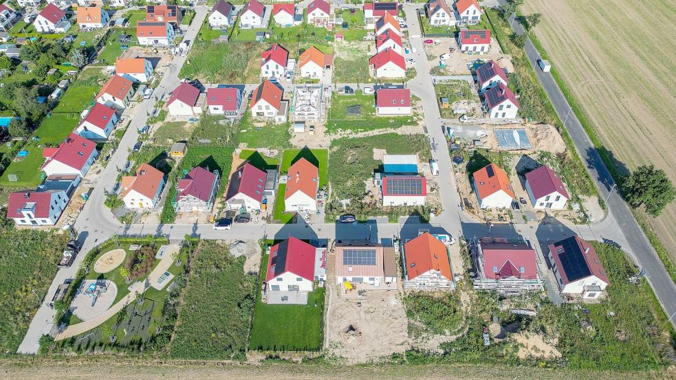 Bei den Kaufpreisen für Immobilien sehen Experten nur leichte Zuwächse in den meisten Regionen. Foto: Jan Woitas/dpa