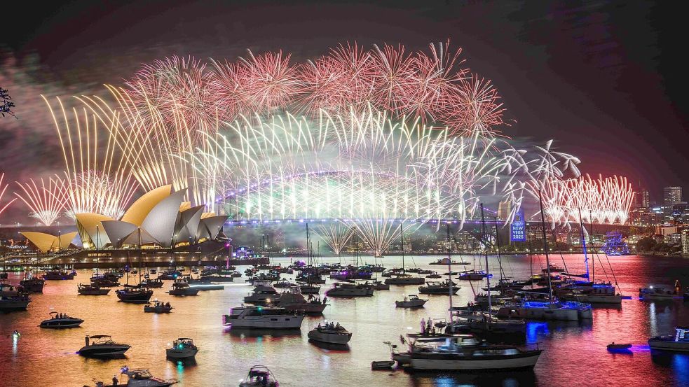 Besonders groß war das Feuerwerk diesmal in Sydney. Foto: Bianca De Marchi/AAP/dpa