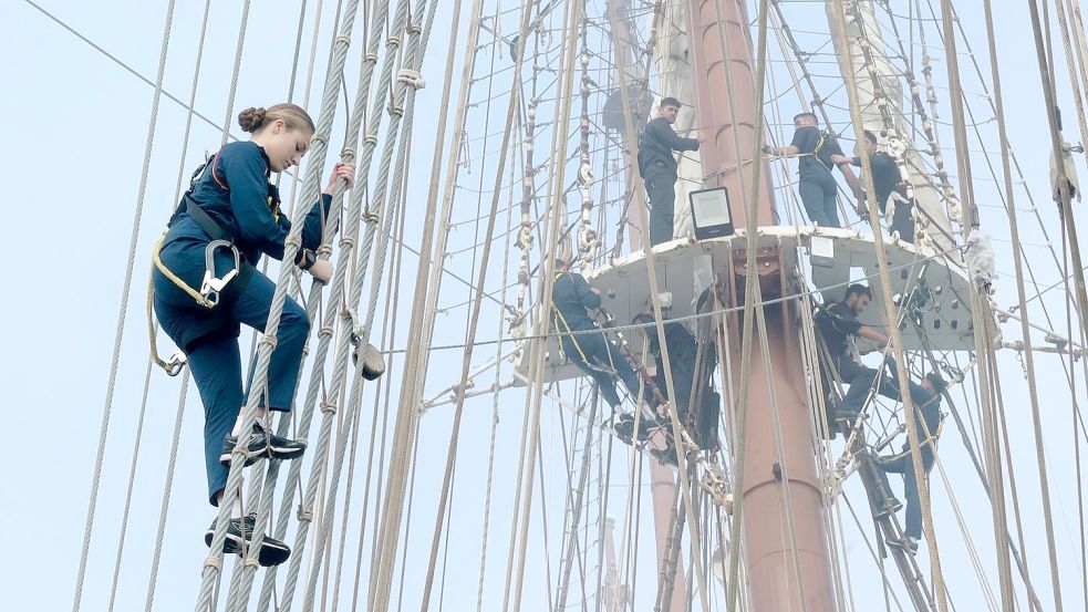 Die Thronfolgerin bewies schon vor dem Ablegen Mut und körperliche Fitness. (Foto aktuell) Foto: Francisco Gomez / Casa S.M El R/EUROPA PRESS/dpa