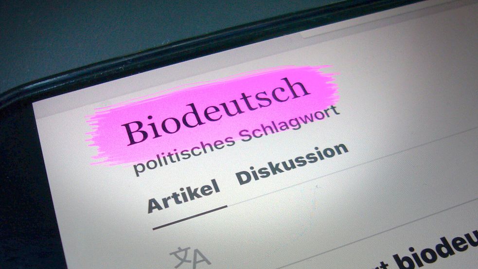 Das neue Unwort „biodeutsch“ hat nicht nur einen Wikipedia-Eintrag. Sogar im Duden ist Muhsin Omurcas Wortschöpfung verzeichnet. Foto: IMAGO/Sven Simon