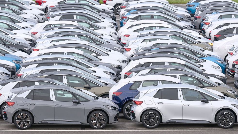 Volkswagen leidet unter den schwachen Verkaufszahlen in China und bei E-Autos. (Archivbild) Foto: Hendrik Schmidt/dpa