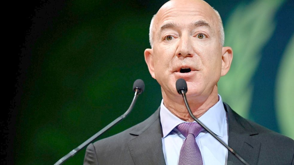 Bezos hatte die “Washington Post„ im vergangenen Jahr auf die traditionelle Wahlempfehlung im Rennen ums Weiße Haus verzichten lassen. Foto: Paul Ellis/AFP/dpa