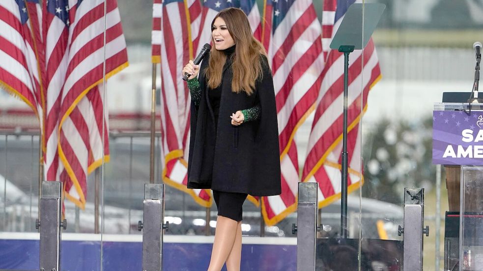 Kimberly Guilfoyle unterstützte den Wahlkampf ihres Schwiegervaters in spe vor allem durch Medienpräsenz. (Archivbild) Foto: Jacquelyn Martin/AP/dpa