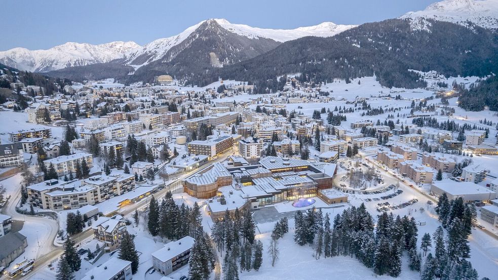 Das Treffen findet abgeschieden und unter hohen Sicherheitsvorkehrungen in den Schweizer Bergen statt. (Archivbild) Foto: Gian Ehrenzeller/KEYSTONE/dpa