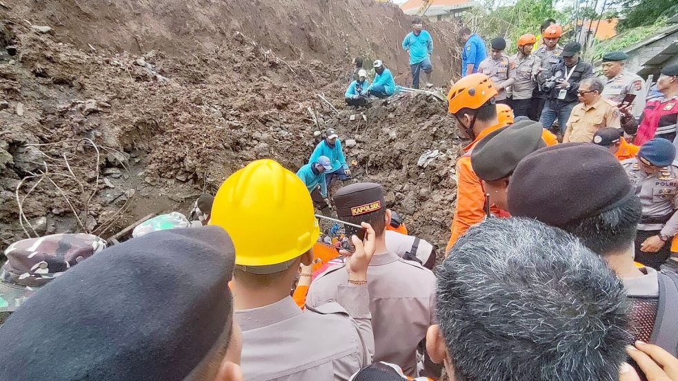 Auf Bali und Java wurden mindestens elf Menschen vermisst. (Foto aktuell) Foto: BPBD/Bali Provincial Disaster Management/dpa