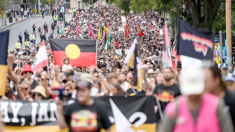 Allein in Sydney versammelten sich Medienberichten zufolge etwa 15.000 Menschen. Foto: Steven Markham/AAP/dpa