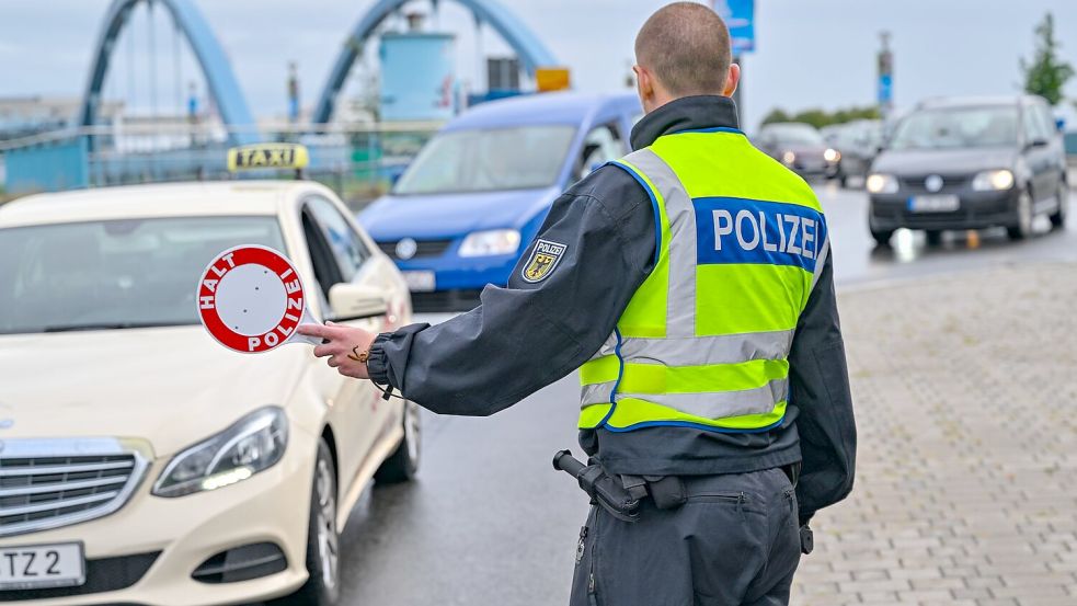 Im 5-Punkte-Papier der CDU/CSU ist auch die Forderung nach dauerhaften Grenzkontrollen die Rede. Stationäre Kontrollen an allen deutschen Landgrenzen gibt es allerdings bereits seit 2024. Foto: Patrick Pleul/dpa