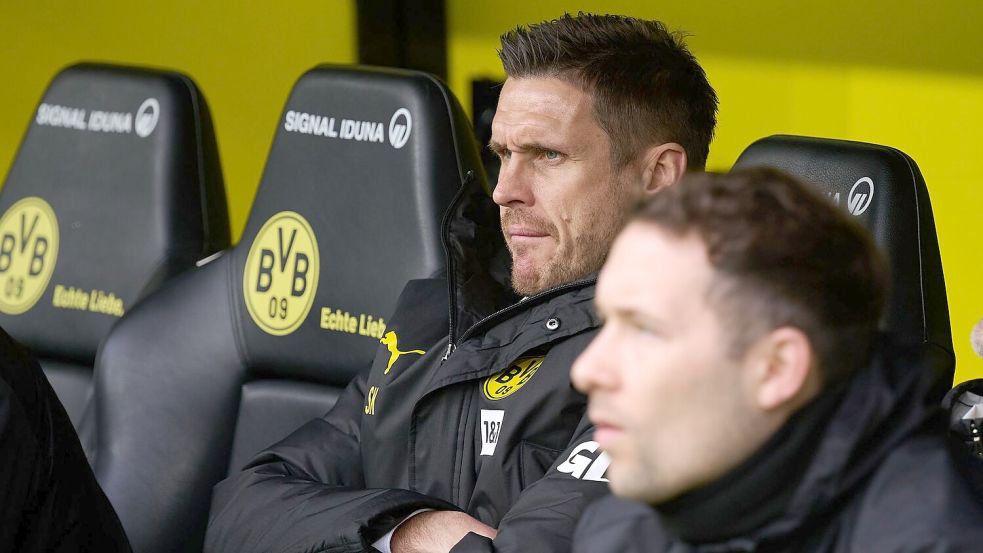 Sportdirektor Sebastian Kehl steht bei Borussia Dortmund unter Druck. Foto: Bernd Thissen/dpa