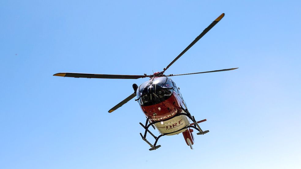 Ein Rettungshubschrauber brachte die junge Frau in ein Krankenhaus. Symbolbild: DPA