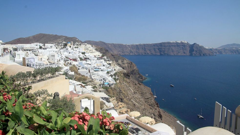 Nach Erdbeben auf der Insel Santorini wurden Vorsichtsmaßnahmen ergriffen. (Archivbild) Foto: Cindy Riechau/dpa