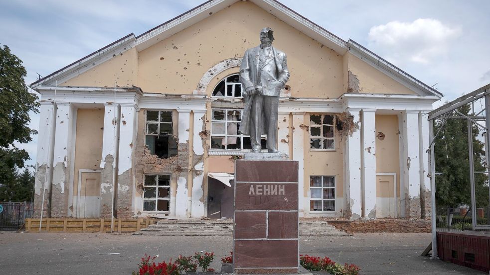 Die russische Stadt Sudscha im Gebiet Kursk wird seit fast sechs Monaten von ukrainischen Soldaten kontrolliert. (Archivbild) Foto: Uncredited/AP/dpa