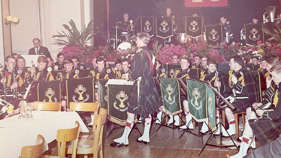 Große Jubiläumsfeier: Anlässlich des 75-jährigen Bestehens trat 1969 die Militärkapelle der Gordon Highlanders (Schottland) auf. Foto: Archiv für Stadtgeschichte/Sammlung Hochgartz