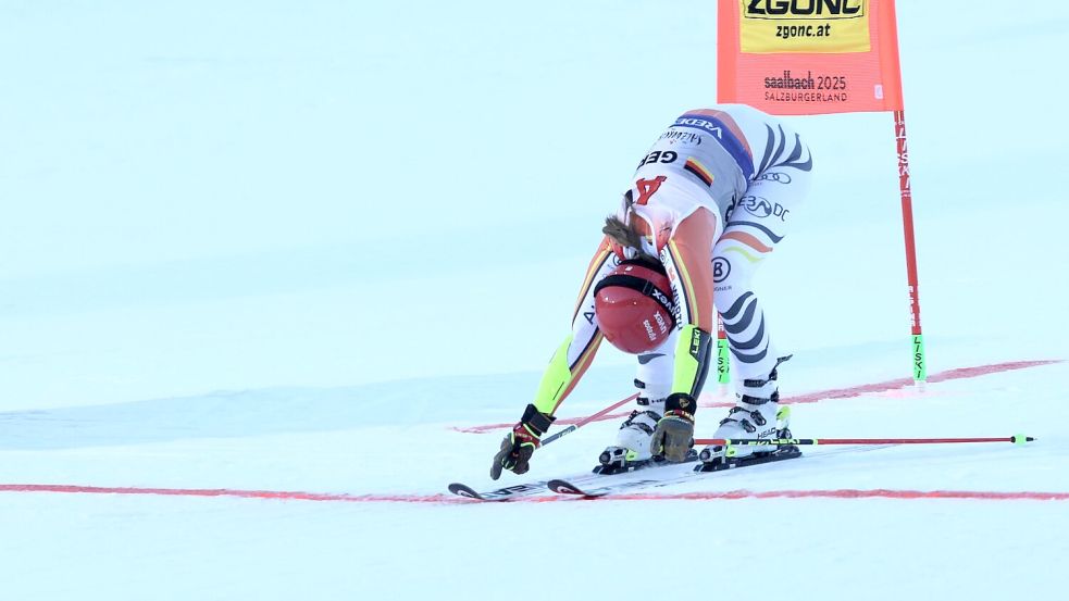 Keine Medaille zum Start: Lena Dürr und die deutsche Mannschaft scheiterten im Viertelfinale des Team-Events. Foto: Jens Büttner/dpa