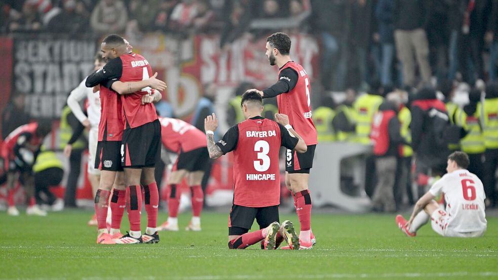 Bayer Leverkusen musste im DFB-Pokal gegen den rheinischen Rivalen aus Köln leiden Foto: Federico Gambarini/dpa