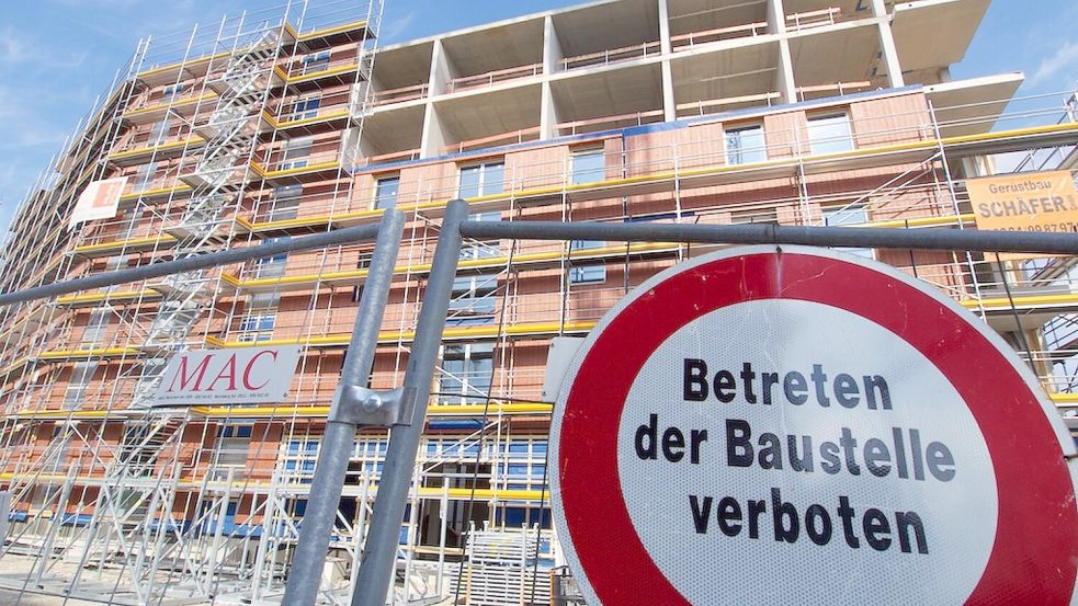 Fast der Hälfte der deutschen Wohnungsbaufirmen fehlen Aufträge. Foto: Carsten Hoefer/dpa