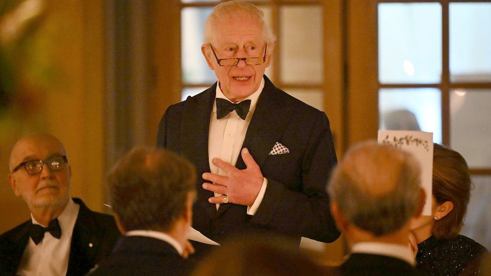 Seine Ansprache bei dem Dinner hielt Charles zur Freude des Publikums teils auf Italienisch. Foto: Finnbarr Webster/PA Wire/dpa