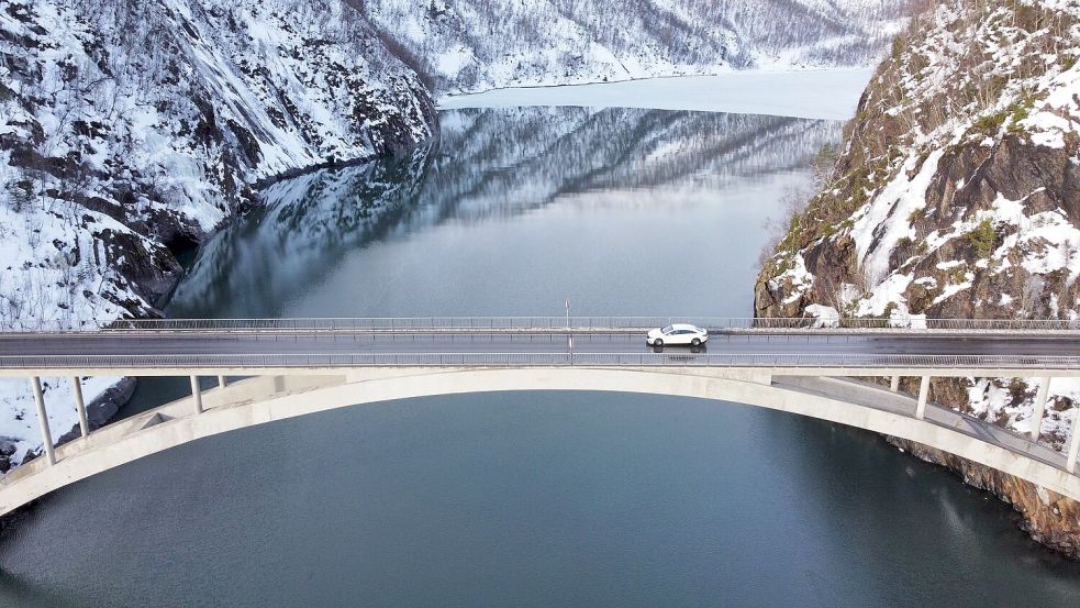 In Norwegen sind Elektro-Mietwagen sehr viel verbreiteter als in Deutschland. (Archivbild) Foto: Thomas Geiger/dpa-tmn/dpa