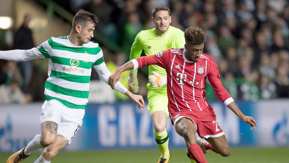 Kingsley Coman (r) war beim letzten Bayern-Spiel im Celtic-Park Torschütze. Foto: picture alliance / Sven Hoppe/dpa