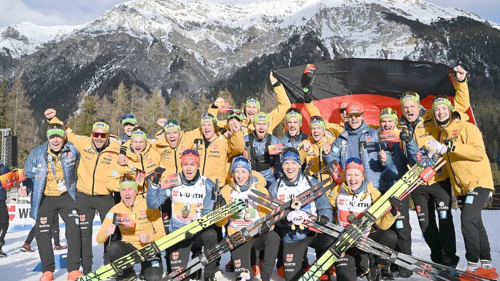 Das deutsche Team will in Lenzerheide noch öfter jubeln. Foto: Martin Schutt/dpa