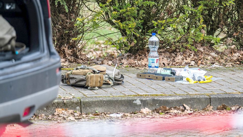 Der Soldat räumte vor Gericht ein, sich wie bei einem Bundeswehreinsatz mit Waffen und Proviant versorgt zu haben. (Archivbild) Foto: Sina Schuldt/dpa