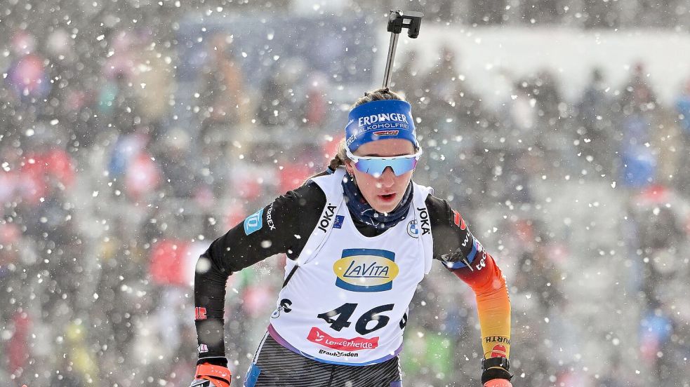 Franziska Preuß holte Silber im Sprint. Foto: Martin Schutt/dpa