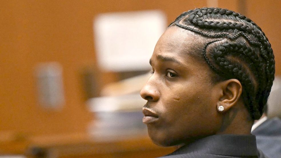 Steht aktuell vor Gericht: US-Rapper Asap Rocky. (Archivbild) Foto: Patrick T. Fallon/AFP Pool via AP/dpa