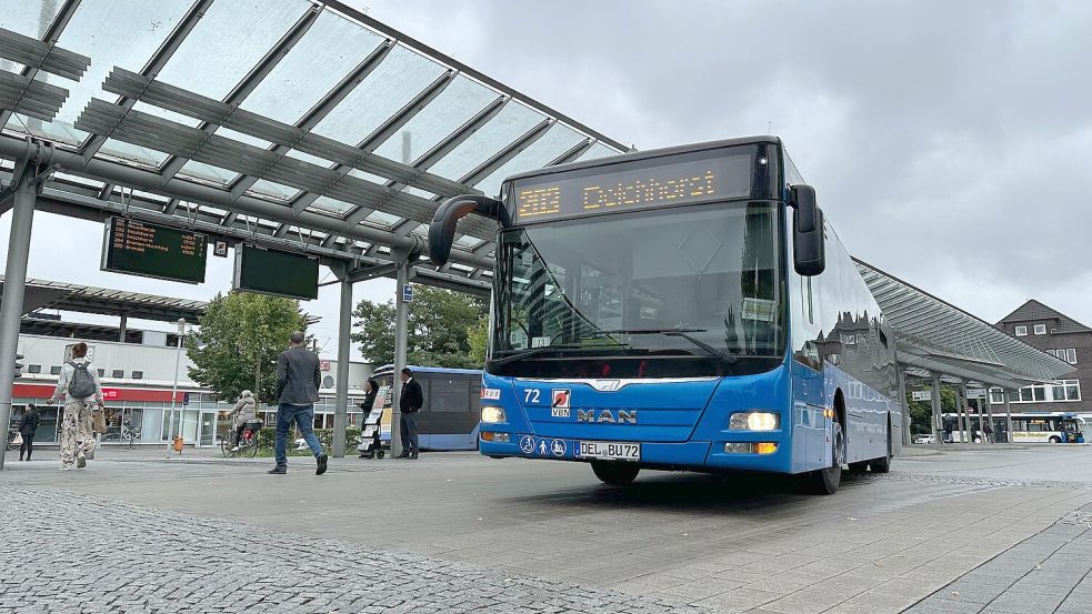 Die Busse in Delmenhorst werden trotz Streiks bei Verdi am Freitag fahren. Die Straßenbahnen der BSAG werden hingegen wohl stillstehen. Foto: Eyke Swarovsky