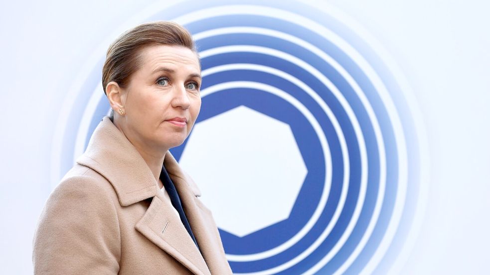 Die Regierung der dänischen Ministerpräsidentin Mette Frederiksen richtet einen milliardenschweren Aufrüstungsfonds ein. (Archivbild) Foto: Geert Vanden Wijngaert/AP/dpa