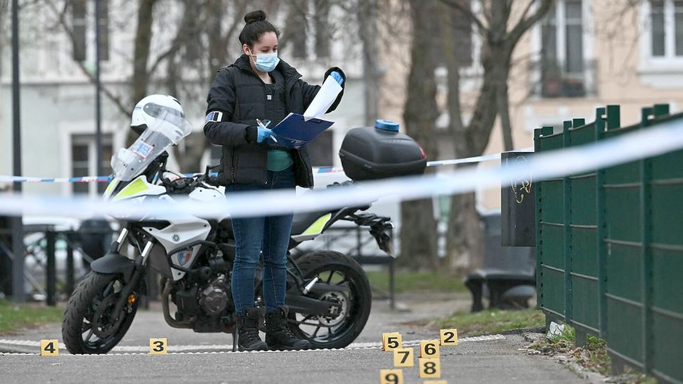 Die Ermittler haben weitere Details zum Ablauf der Tat veröffentlicht. (Archivbild) Foto: Sebastien Bozon/AFP/dpa