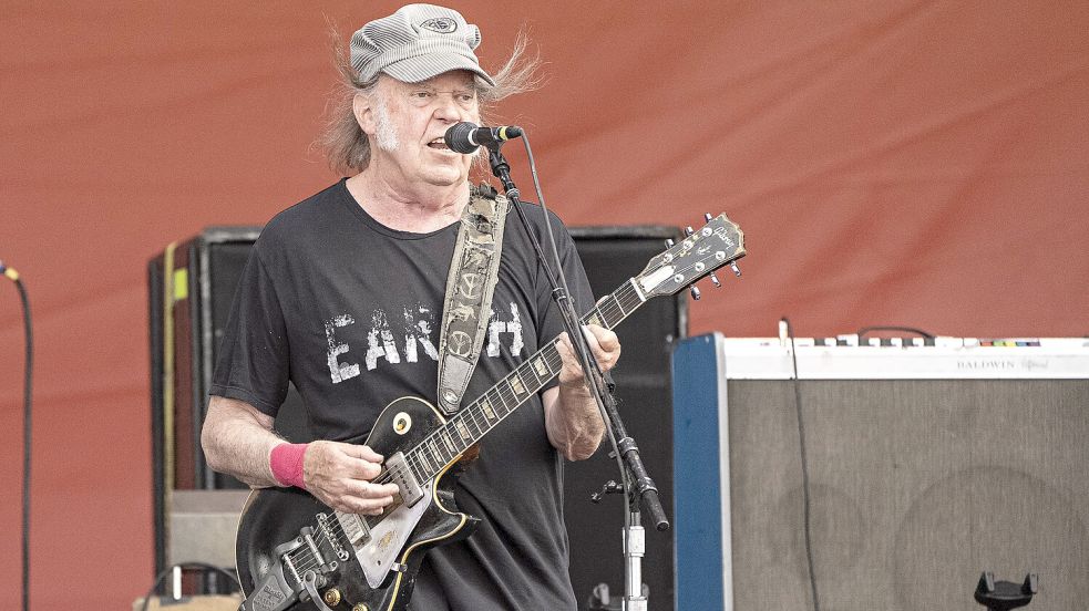 Neil Young, hier bei einem Auftritt in New Orleans, gibt am 1. Juli ein Konzert in Groningen. Foto: Harris/Invision/AP/DPA