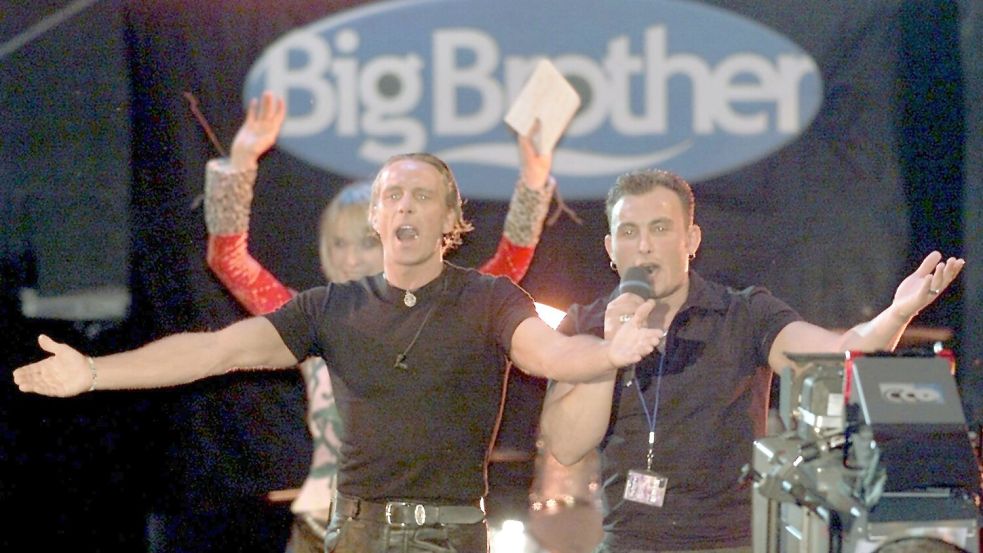 „Großer Bruder“: Jürgen Milski landete mit seinem damaligen Container-Kumpel Zlatko Trpkovski einen Nummer-1-Hit - mit dem Hype nach der Show hatte der Kölner null gerechnet. (Archivfoto) Foto: Gero Breloer/dpa