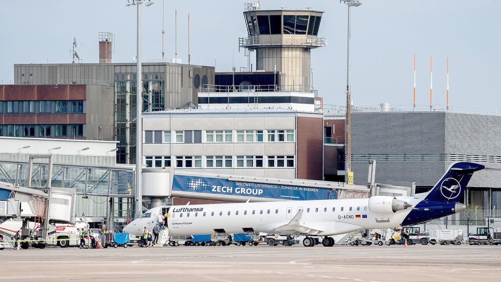 Am Flughafen Bremen stehen montags normalerweise mehr als 40 Starts- und Landungen auf dem Programm. Foto: Dittrich/dpa