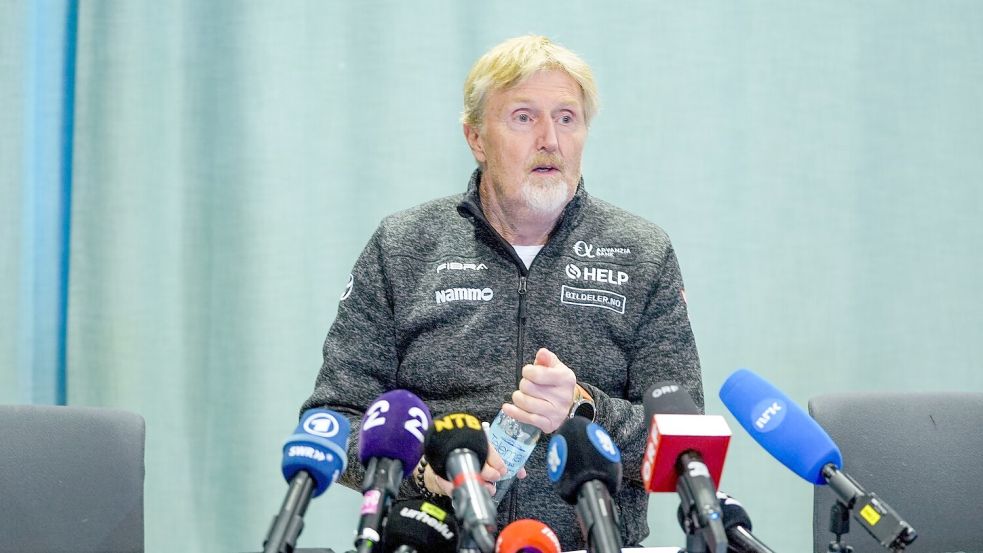 War Teil einer skurrilen Pressekonferenz: Jan Erik Aalbu. Foto: Terje Pedersen/NTB/dpa