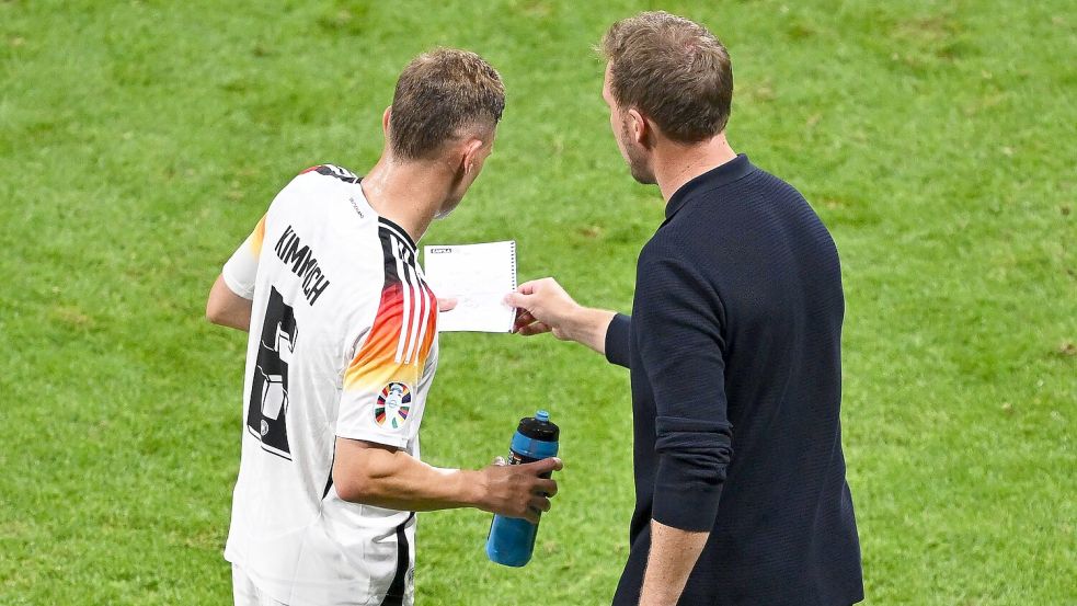 Joshua Kimmich bleibt für Bundestrainer Julian Nagelsmann enorm wichtig. Foto: Arne Dedert/dpa