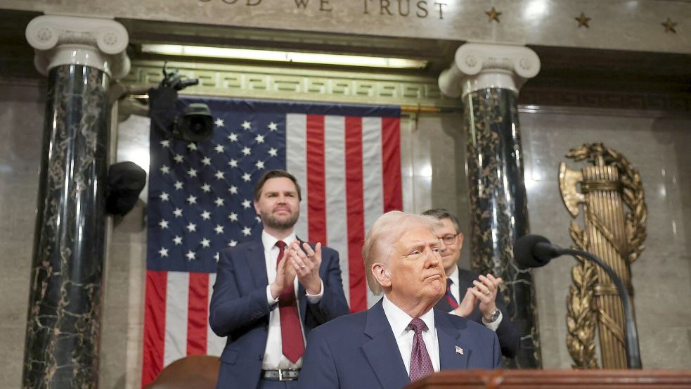 Jüngste Aussagen von Donald Trump werden gedeutet, dass der US-Präsident selbst eine Rezession nicht mehr ausschließt. (Archivbild) Foto: Win McNamee/POOL Getty Images/AP/dpa