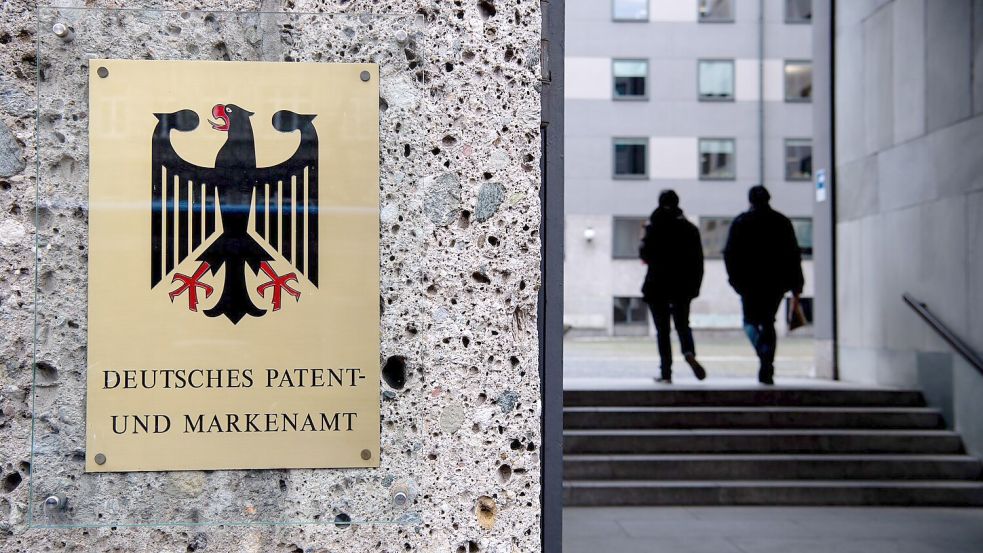 Die deutsche Industrie hat im vergangenen Jahr wieder mehr Erfindungen zum Patent angemeldet. (Symbolbild) Foto: Sven Hoppe/dpa