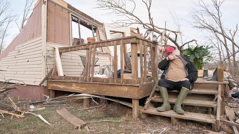 Mehr als 40 Tornados fegten durch acht Bundesstaaten. Foto: Jeff Roberson/AP/dpa