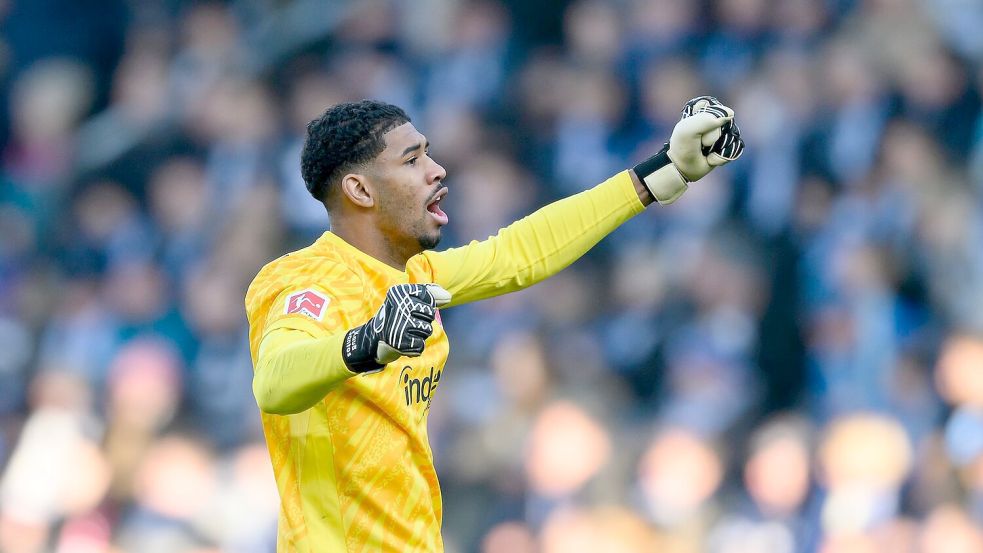 Trapp-Vertreter Kaua Santos überzeugte bei der Eintracht Foto: Anke Waelischmiller/dpa