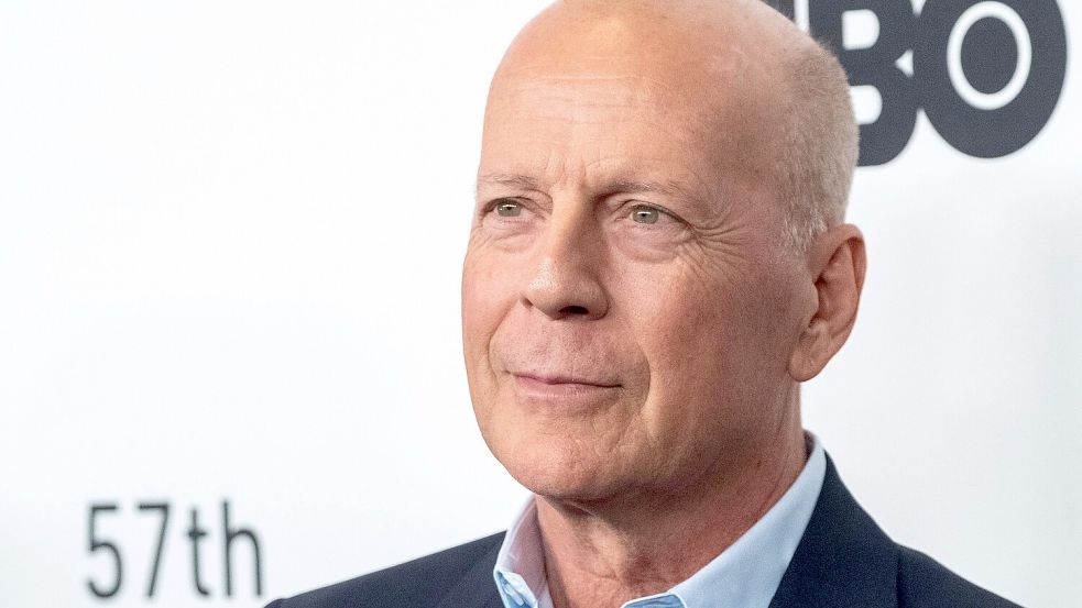 Wegen einer Demenz-Erkrankung ist Bruce Willis kaum noch in der Öffentlichkeit zu sehen. (Archivbild) Foto: Charles Sykes/Invision via AP/dpa