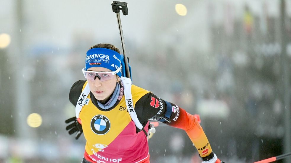 Franziska Preuß kann erstmals den Gesamtweltcup gewinnen. Foto: Martin Schutt/dpa