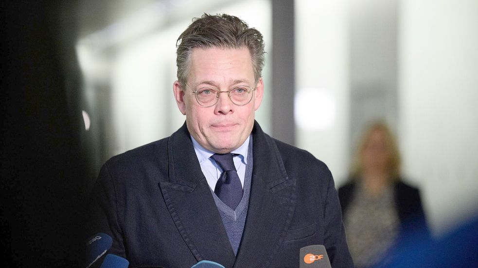 Konstantin von Notz ist Vorsitzender des Parlamentarischen Kontrollgremiums, das die Nachrichtendienste des Bundes kontrollieren soll. (Archivfoto) Foto: Bernd von Jutrczenka/dpa