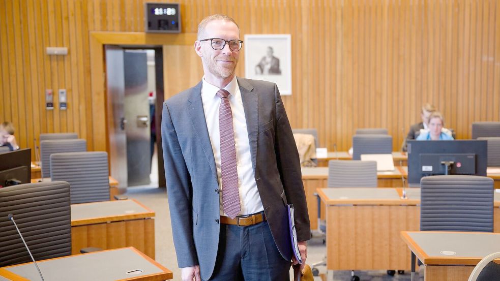 Jan Heinisch, CDU-Abgeordneter im Landtag von Nordrhein-Westfalen, ist Teil des CDU-Teams, das mit Politikerinnen und Politikern von CSU und SPD über Klima- und Energiefragen verhandelt. (Archivfoto) Foto: Henning Kaiser/dpa