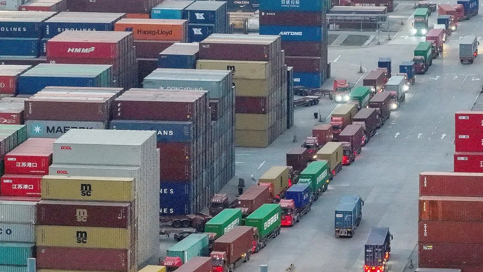Chinas Wirtschaft wird maßgeblich durch Exporte angetrieben. Foto: Uncredited/CHINATOPIX via AP/dpa